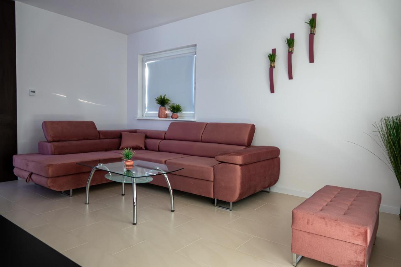 Apartament Przy Parku Z Duzym Tarasem ,Prywatny Parking Apartment Świnoujście Екстериор снимка