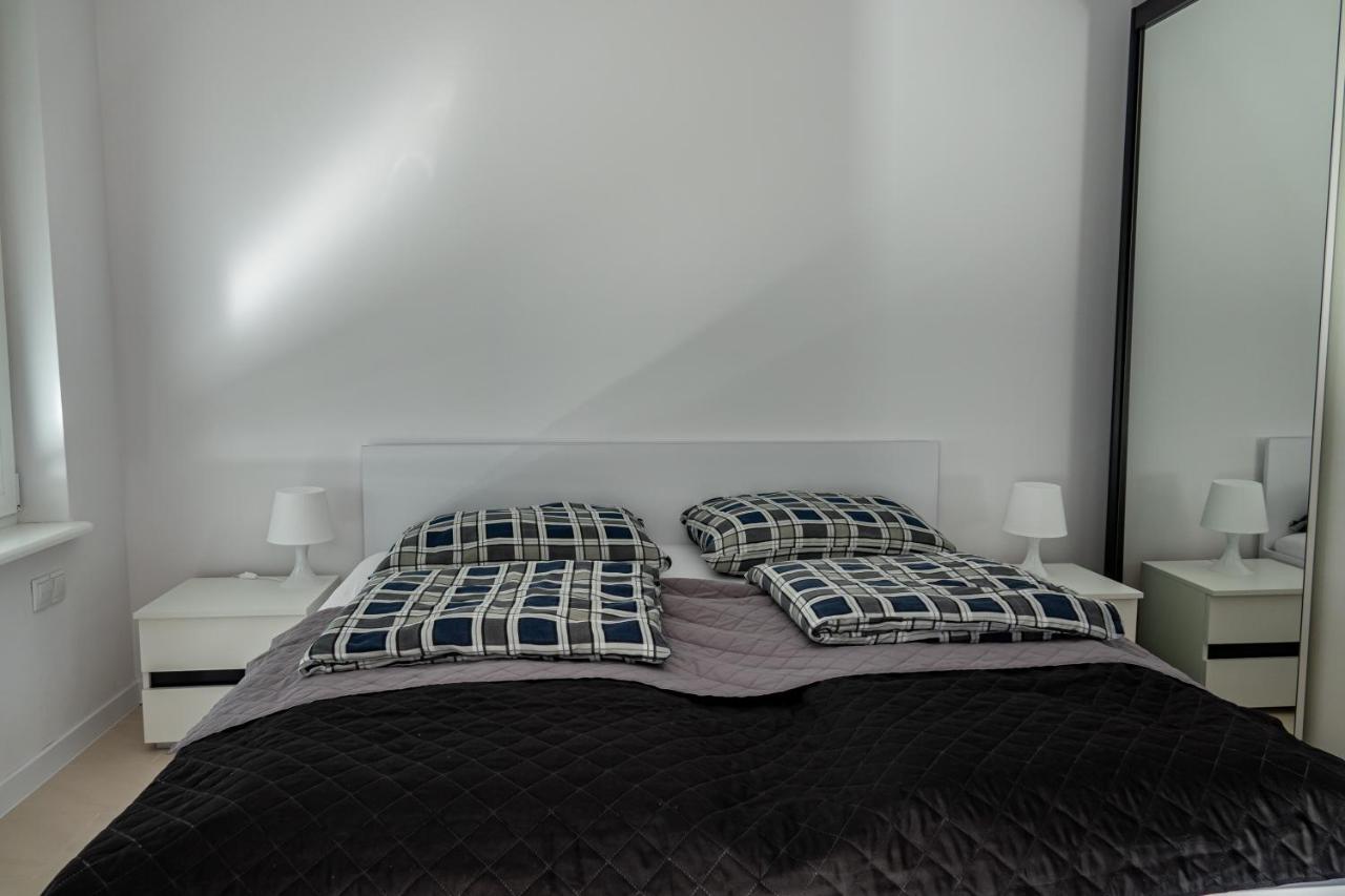 Apartament Przy Parku Z Duzym Tarasem ,Prywatny Parking Apartment Świnoujście Екстериор снимка