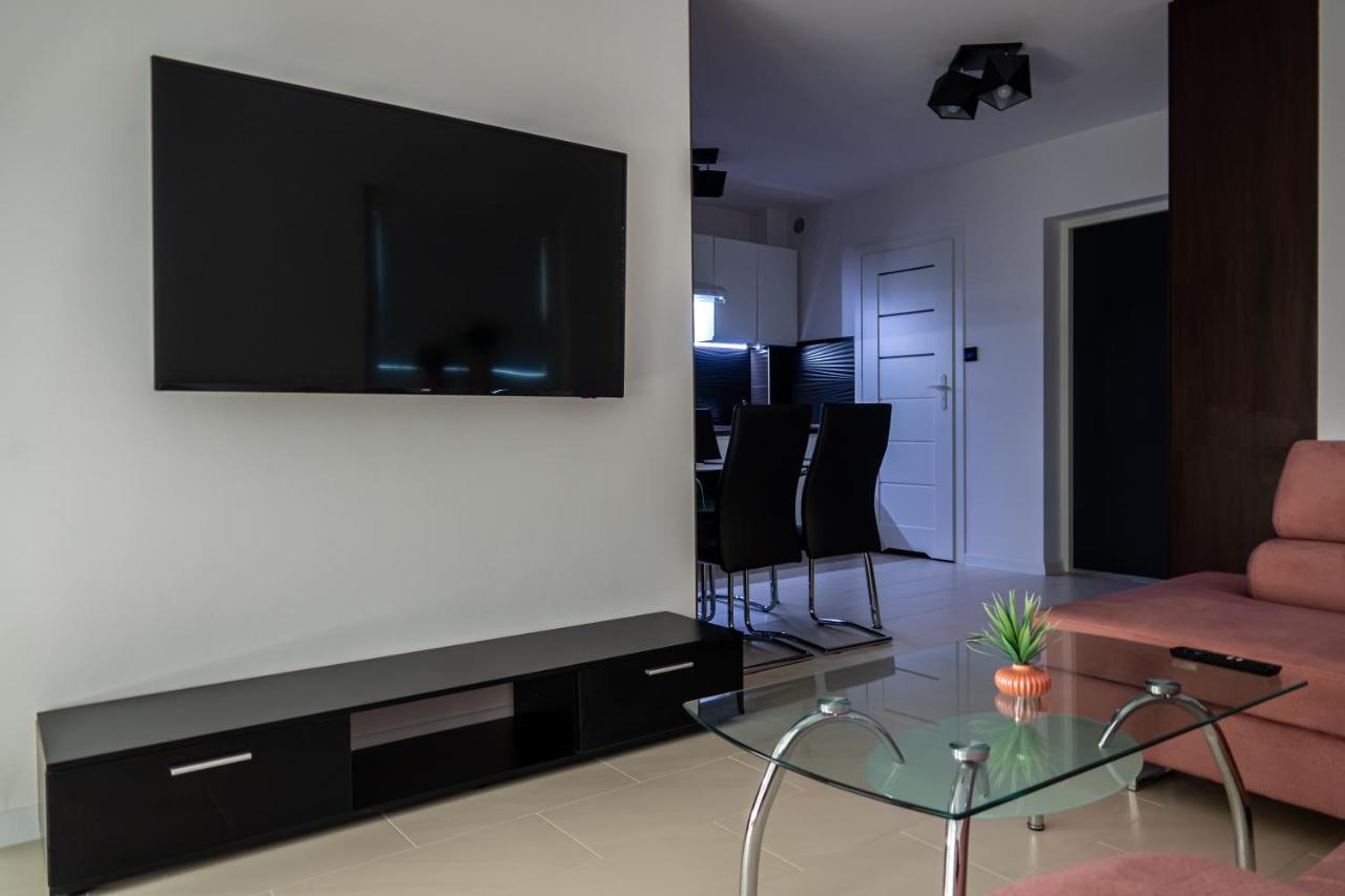 Apartament Przy Parku Z Duzym Tarasem ,Prywatny Parking Apartment Świnoujście Екстериор снимка